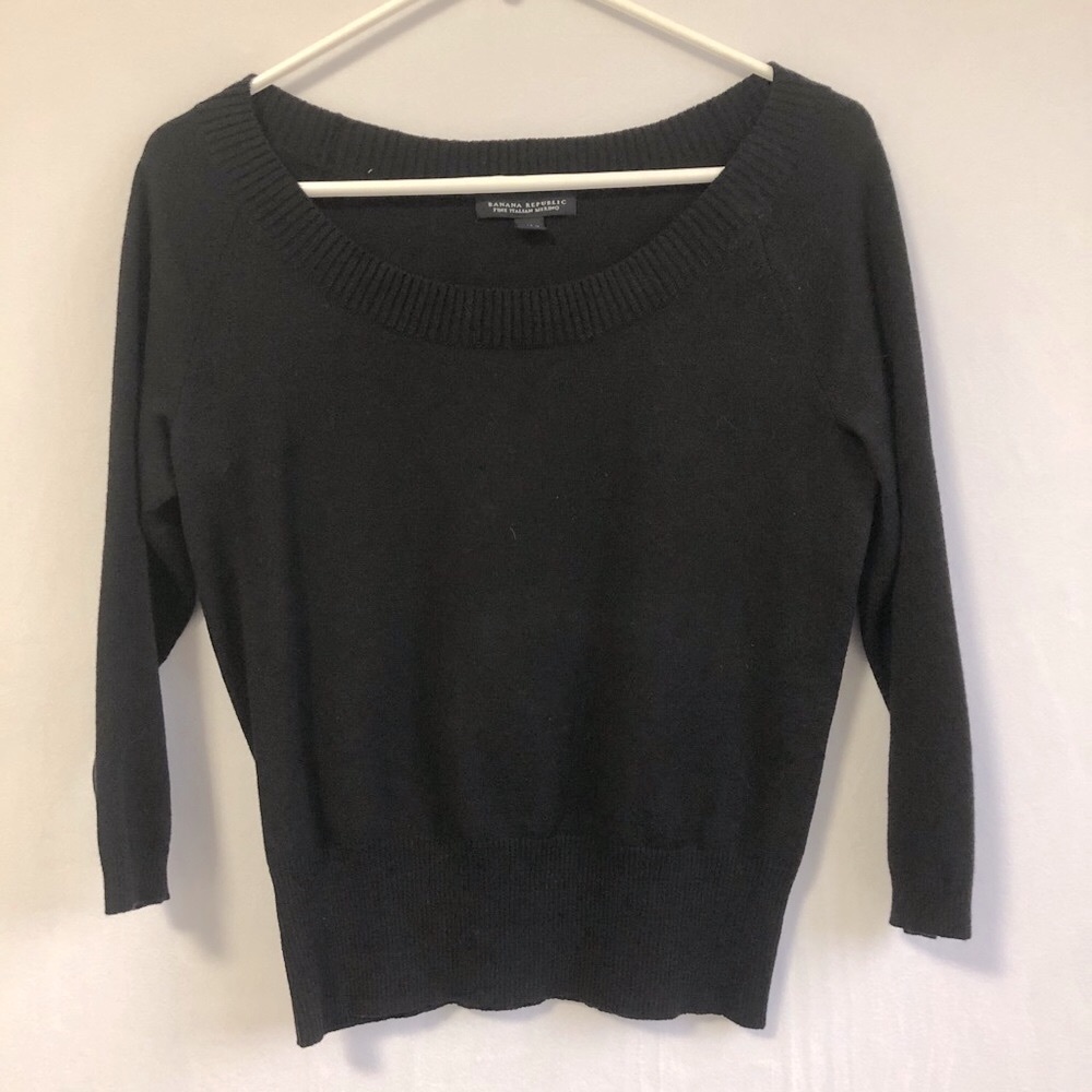 Banana republic black merino wool sweater
